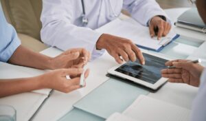 What is a DSP in Healthcare Marketing: How Hospitals and Pharma Use Programmatic Safely